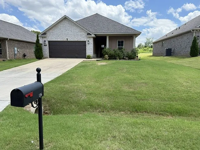 136 Gardencove Cir