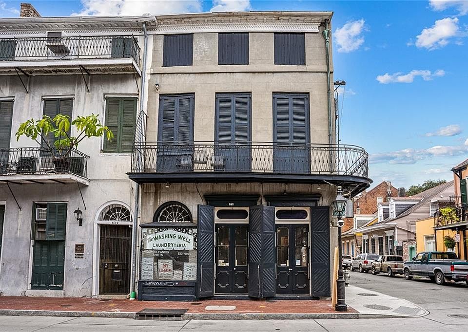 1st image of 841 Bourbon St #1