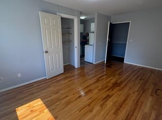 155 Birdseye St APT C7, Bridgeport, CT 06604