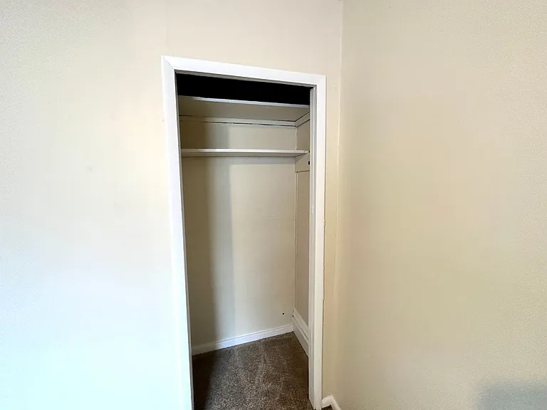 147 Virginia Ave — Photo 15