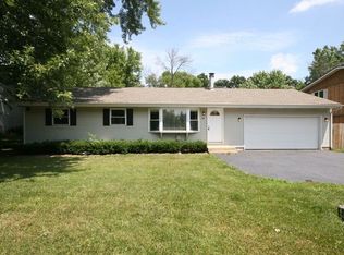 18 Oak St, Port barrington, IL