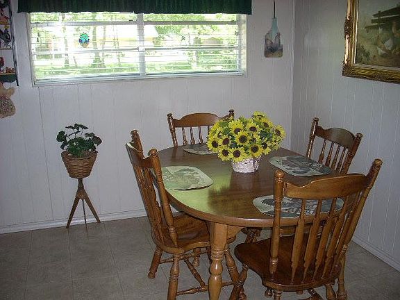 5th image of 235 McCann Ave