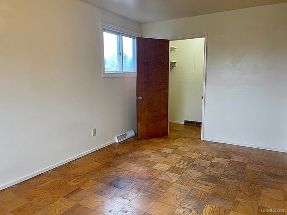 2nd image of 486 Mustang St #488