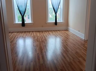 951 W 19th St #2, Chicago, IL 60608