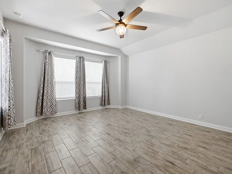 121 Wickersham — Photo 27