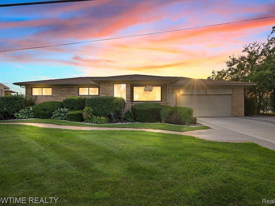 1st image of 2906 Shawnee Ln