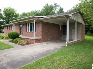 130 Chadwick Dr, Paducah, KY 42003
