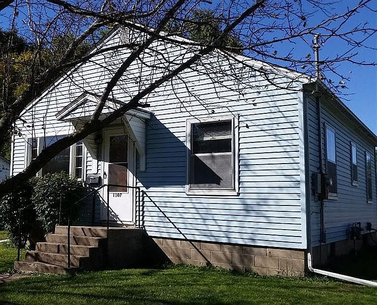 1st image of 1107 N H St