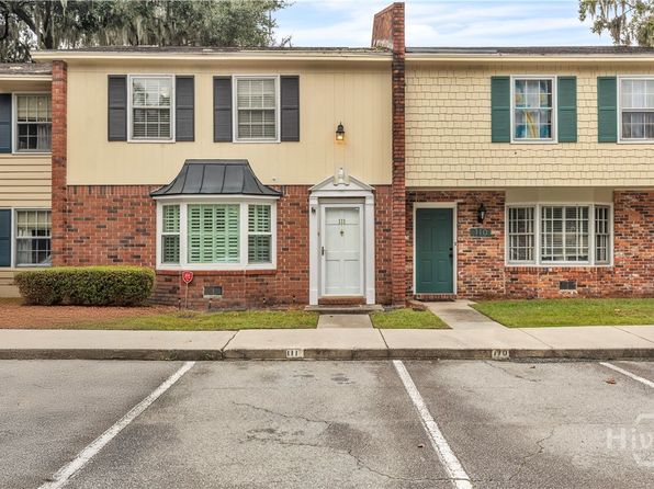 455 Mall Blvd APT 111