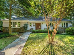 2860 Albemarle St NW, Washington, DC 20008