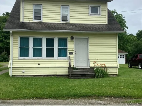 770 Old Indiana Rd, Josephine, PA 15750