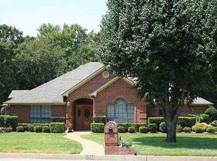 3306 Pinecreek Dr, Tyler, TX 75707