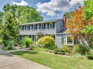 158 Canterbury Rd, Canonsburg, PA 15317