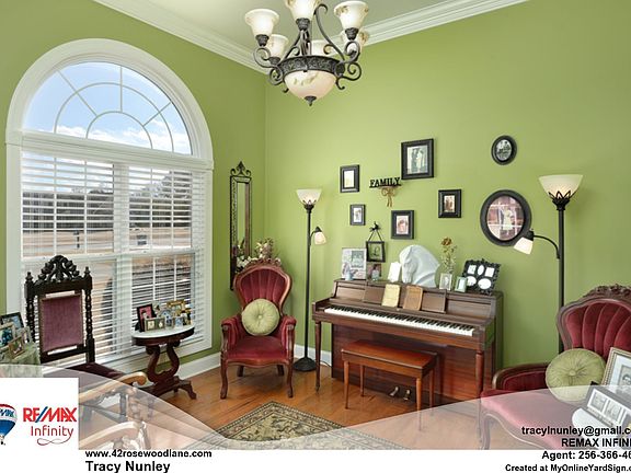 5th image of 42 Rosewood Ln