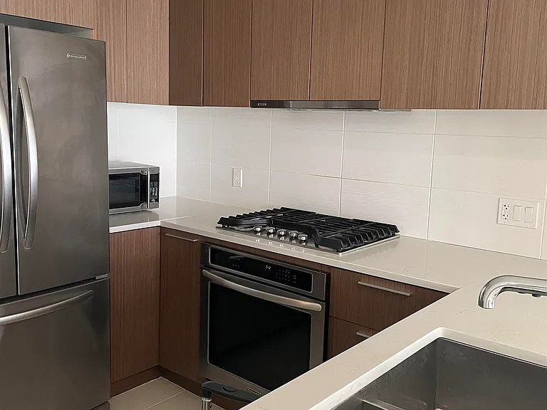 6033 Gray Ave #517 — Photo 10