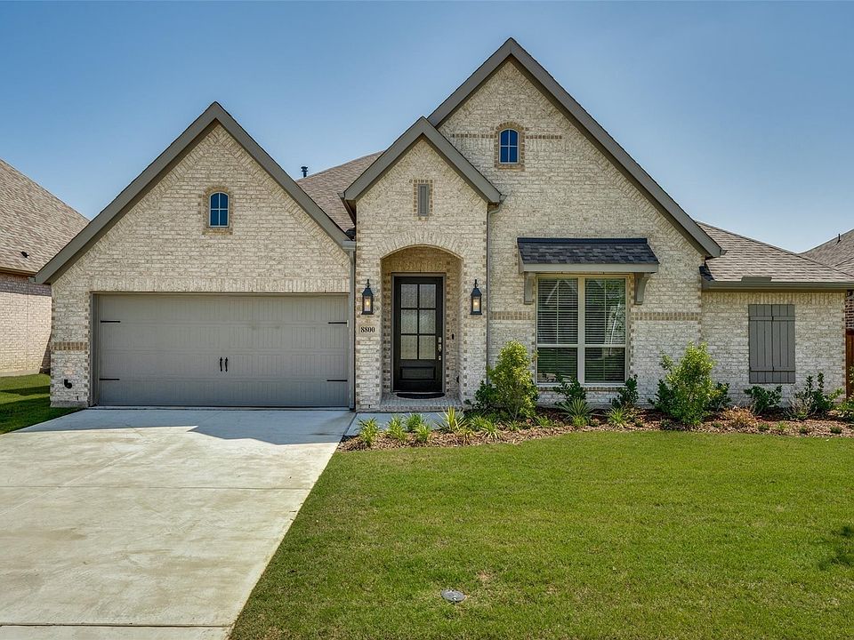 1st image of 8800 Roseway Trl