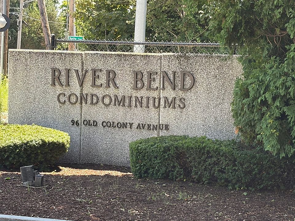 1st image of 96 Old Colony Ave APT 131