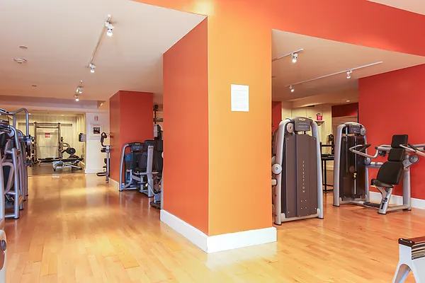 Sold by Avenue Sotheby's International Realty | media 20