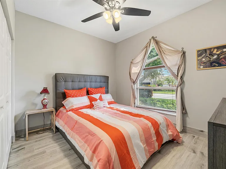 3198 SE Carrick Green Ct — Photo 10