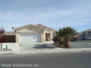 8593 Stone Creek Dr, Hesperia, CA 92344