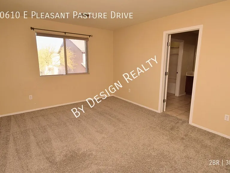 10610 E Pleasant Pasture Dr — Photo 15