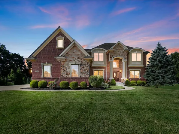 10540 Wallingsford Cir, Dayton, OH 45458