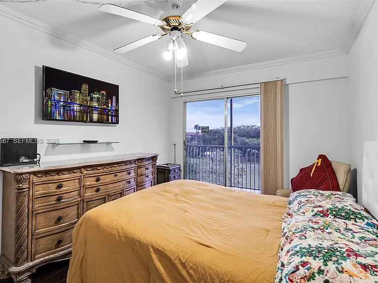 801 SW 133rd Ter #406K — Photo 13