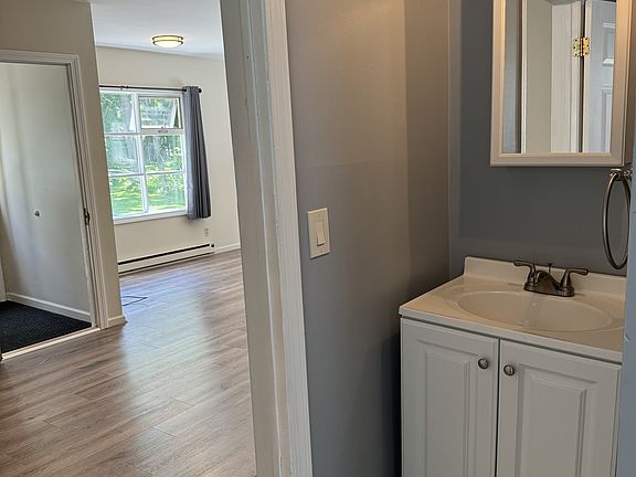 5th image of 505 Glen St #3