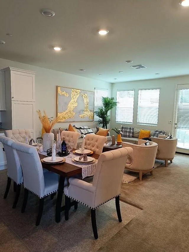4 bed, 1702 sqft, $3,350 — Photo 1