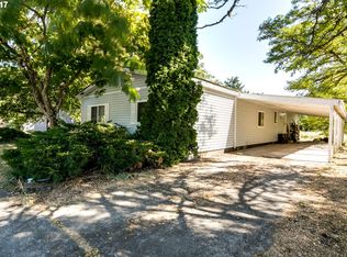 1015 W Main St, Cottage Grove, OR 97424