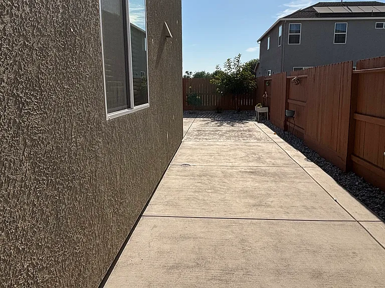 5531 Stella Ave — Photo 4