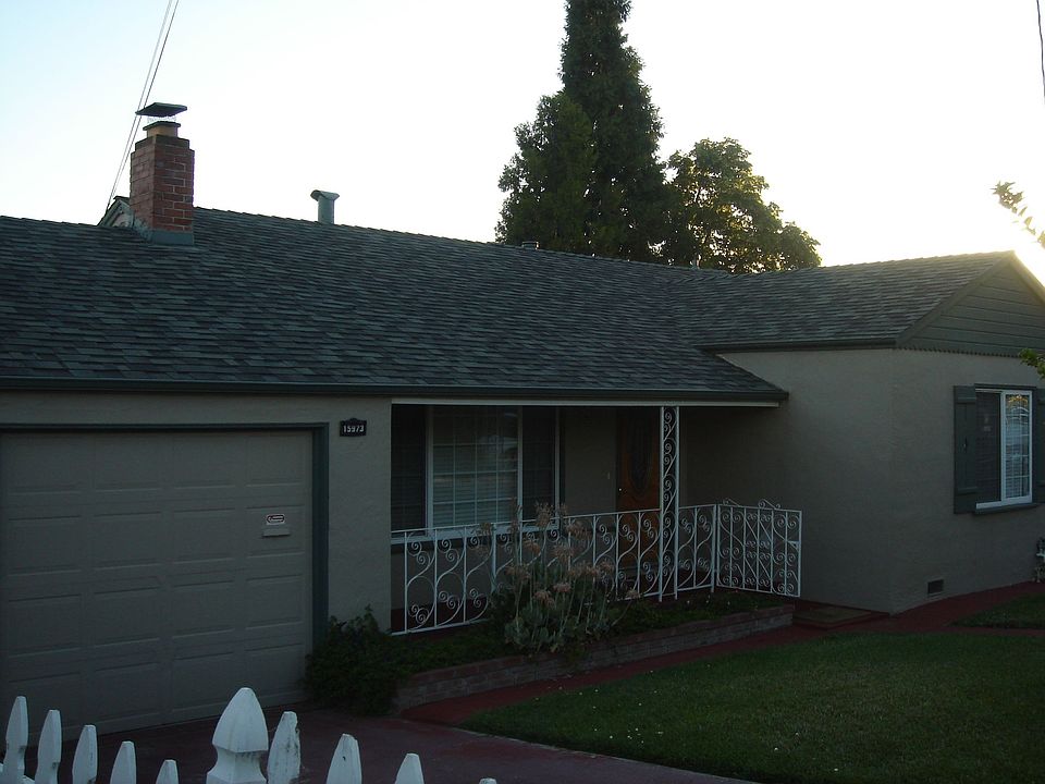 1st image of 15973 Wellington Way