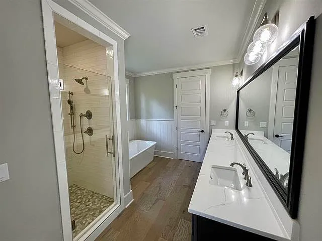 1830 Snug Harbor Drive - 1 — Photo 4