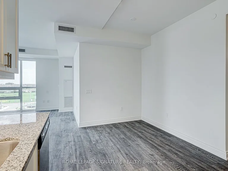1050 Main St E #513 — Photo 11