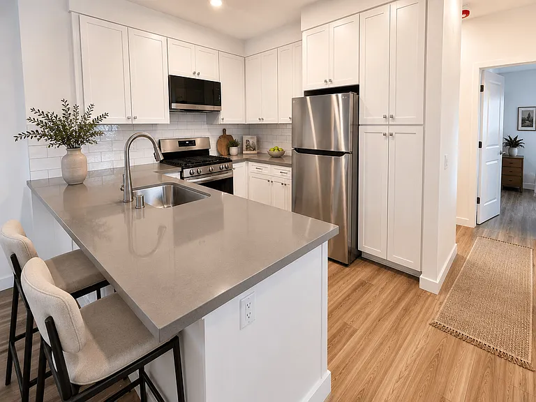 Via Del Lago Homes — Photo 8