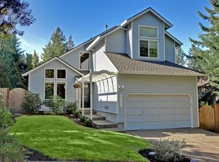 4752 Rembrandt Ln, Lake Oswego, OR 97035