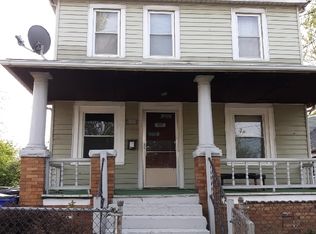 3296 W 52nd St, Cleveland, OH