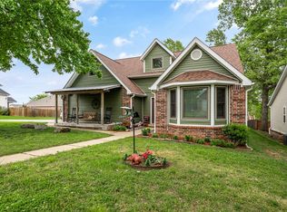 2906 Northaven Dr, Bentonville, AR 72712