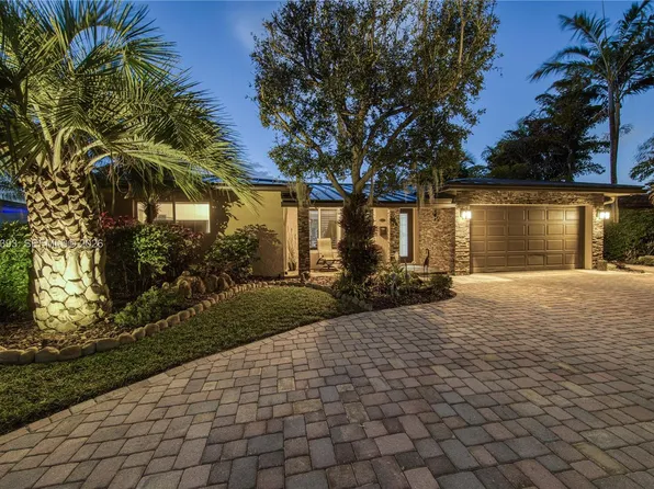 291 SE 5th Ter, Pompano Beach, FL 33060