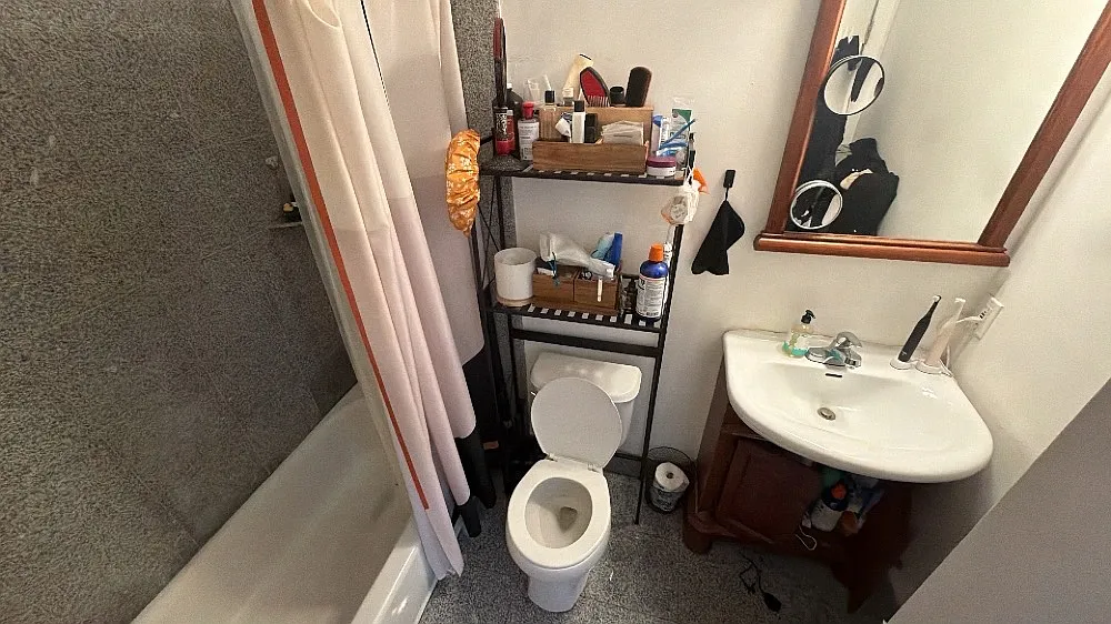 1 bed, 1.0 bath, $2,200 — Photo 3
