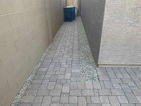 5th image of 11385 N 165th Ln