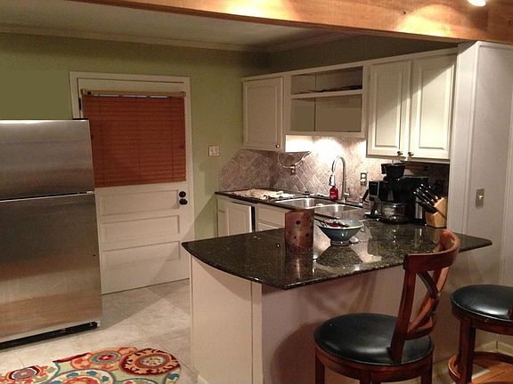 Renovated/ granite tops