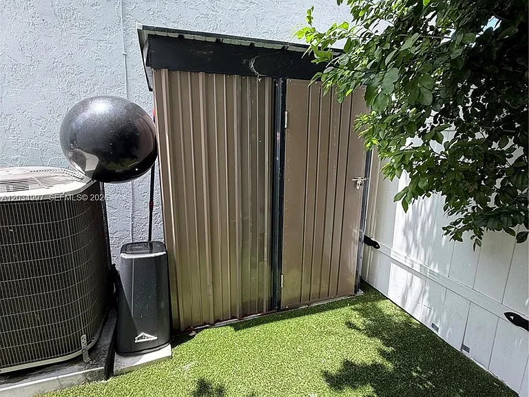 21251 NE 3rd Ct — Photo 26