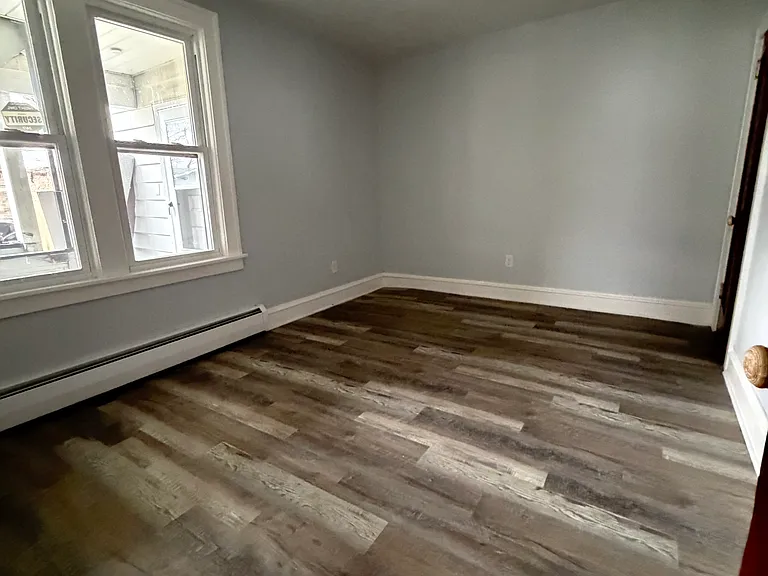 516 N Main St #A — Photo 8