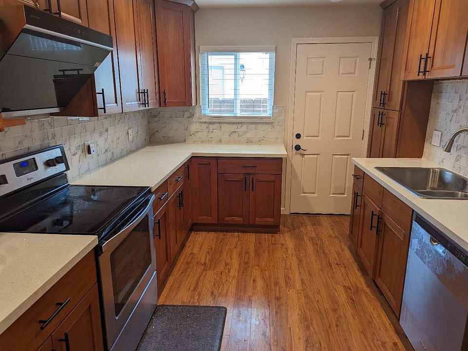 1st image of 3265 Alma St