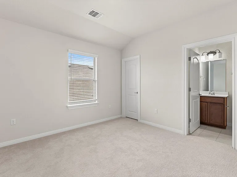 9802 Acero Dr — Photo 30