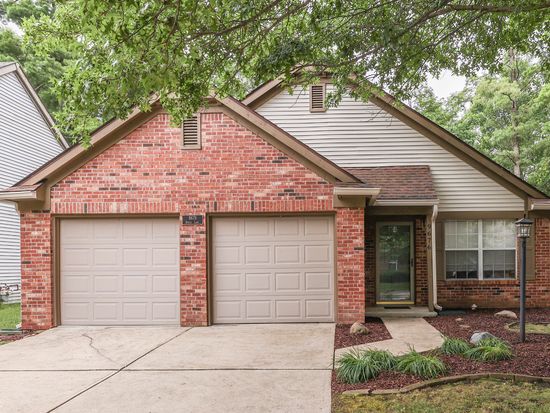 9676 Spruce Ln, Fishers, IN 46038