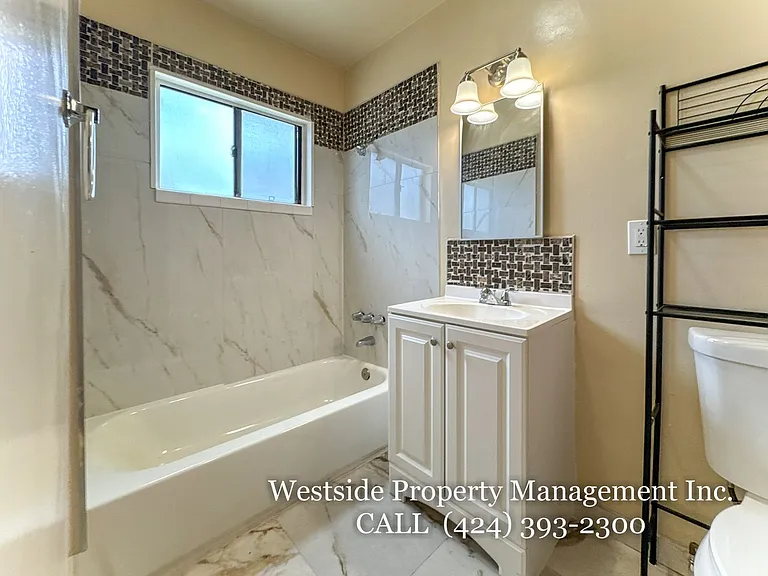 2202 W 84th Pl #2 — Photo 9