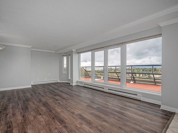 2nd image of 4353 Halifax St Penthouse 1