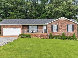 110 Needham Ln, Burns, TN 37029